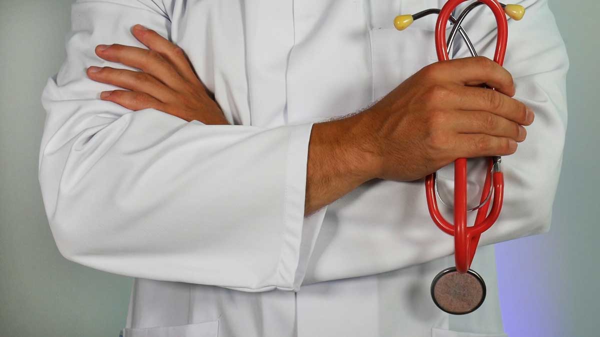 When To Call Doctor Stethoscope